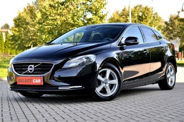 Volvo V40 II Hatchback 1.6 D2 115KM 2015 Volvo V40 1,6HDi 115Km Xenon Ledy Digital Skóra, zdjęcie 2