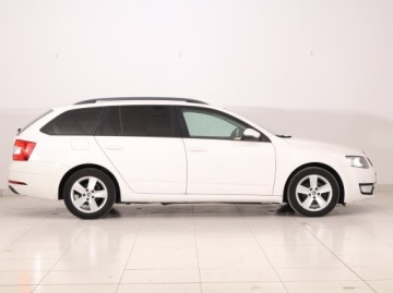 Skoda Octavia III Kombi 2.0 TDI 150KM 2016 Skoda Octavia 2.0 TDI, Salon Polska, Serwis ASO, zdjęcie 5