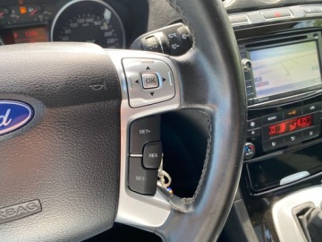 Ford Galaxy III Van Facelifting 2.0 Duratorq TDCi DPF 140KM 2012 Ford Galaxy AUTOMAT POWER SHIFT NAWIGACJA PARKTRONIC GRZANA SZYBA FOTELE 7, zdjęcie 16