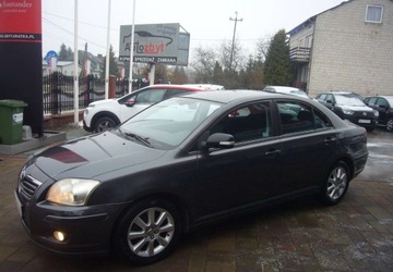 Toyota Avensis II Sedan 2.0 D-4D 126KM 2008 Toyota Avensis Toyota Avensis II Salon PL 2.0 Diesel 126KM, zdjęcie 1