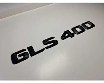 GLS400 MATOVÁ ČERNÁ ŠTÍTEK Z ČÍSLO  NA ZADNÍM KUFRU E