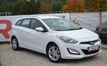 Hyundai i30 II Wagon 1.4 CVVT 100KM 2014 Hyundai i30 bogate wyposazenie - Niski przebieg - zarejestrowane 1.4 100KM, zdjęcie 8