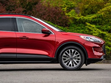 Ford Escape III 2022 Ford escpe (kuga) 4x4 AWD 2.0 bezyna, zdjęcie 6