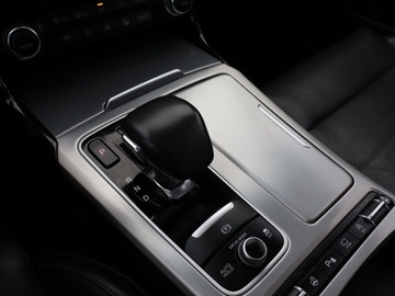 Kia Stinger Liftback 2.0 T-GDi 245KM 2020 Kia Stinger 2.0 T-GDI, Salon Polska, zdjęcie 12