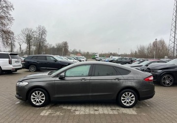 Ford Mondeo V Sedan 2.0 TDCi 150KM 2015 Ford Mondeo 2.0TDCI 150KM 2015r. auto zarejestrowane i ubezpieczone w Pols, zdjęcie 5