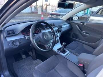 Volkswagen Passat B6 Variant 2.0 TDI-CR DPF 110KM 2010 Volkswagen Passat 2.0 TDI CR/Bogata wersja/HAK/, zdjęcie 12