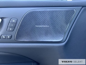 Volvo V60 II  Kombi Facelifting 2.0 B4 B 197KM 2024 Volvo V60 V60 B4 B Plus Dark Pakiet Climate Driver, zdjęcie 16