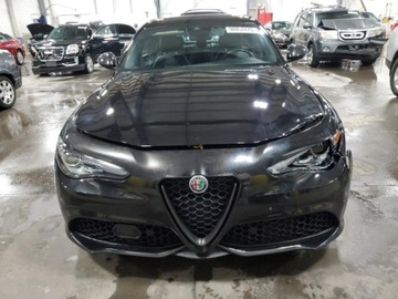 Alfa Romeo Giulia II Sedan Facelifting 2.0 Turbo 280KM 2020 Alfa Romeo Giulia Giulia TI Q4 2020, R-4 280KM, 4x4, od ubezpieczalni 2.0, zdjęcie 4