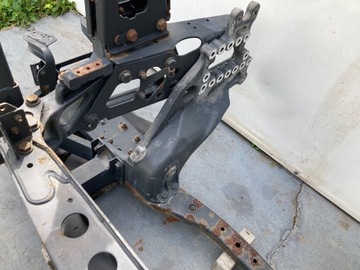 MERCEDES ACTROS MP4 УСИЛЕНИЕ КРЕПЛЕНИЯ ПЕРЕДНЕЙ БАЛКИ