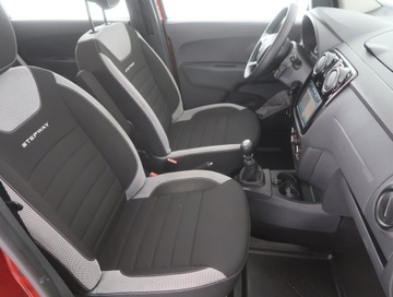 Dacia Lodgy Minivan Facelifting 1.5 Blue dCi 115KM 2021 Dacia Lodgy 1.5 Blue dCi, Salon Polska, zdjęcie 8