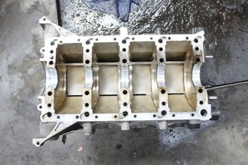 BLOK SPODEK MOTORU HŘÍDEL 9481011117R PORSCHE CAYENNE 1 I 4.5 V8 TURBO 450 KM