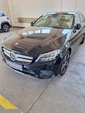 Mercedes Klasa C W205 Kombi Facelifting HYBRYDA 2.0 300 e 320KM 2020 Mercedes-Benz Klasa C 300 e T 9G-TRONIC Avantgarde 320KM 2020r, zdjęcie 7