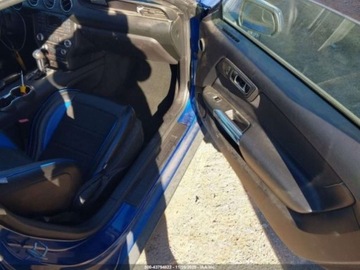 Ford Mustang VI 2017 Ford Mustang FORD MUSTANG V6 3.7 Benzyna 300KM, zdjęcie 8