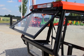 Кабина Ursus C 330, новый материал, Причалная кабина