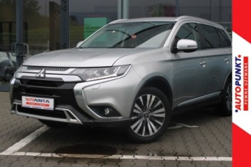 Mitsubishi Outlander III SUV Facelifting 2017 2.0 150KM 2018 MITSUBISHI Outlander Intense
