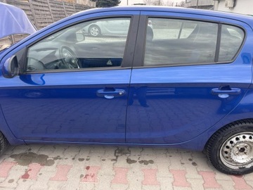 HYUNDAI I20 I DVEŘE LEVÉ PŘEDNÍ