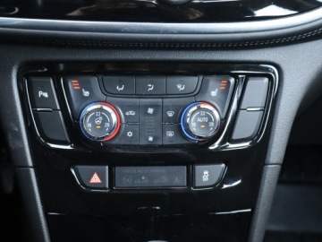 Opel Mokka I X 1.4 Turbo Ecotec 140KM 2018 Opel Mokka 1.4 Turbo, Automat, Skóra, Klima, zdjęcie 12