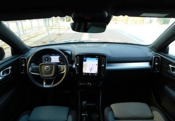 Volvo XC40 Crossover Plug-In Facelifting 1.5 T4 211KM 2023 Volvo XC 40 1,5T4 z Gwarancja Bezwypadkowy Model 2024r 1.5 Hybryda Plug-in, zdjęcie 6