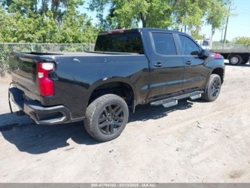 Chevrolet Silverado II 2021 Chevrolet Silverado Short Bed Lt Trail Boss, 2021r., 4x4, 5.3L 5.3 Benzyna, zdjęcie 3