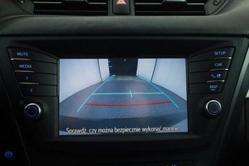 Toyota Avensis III Wagon Facelifting 2015 2.0 D-4D 143KM 2017 Toyota Avensis 2.0 D-4D, Salon Polska, Navi, zdjęcie 12