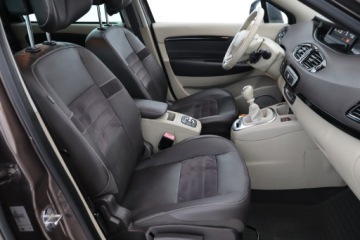 Renault Grand Scenic II Grand Scenic 2013 Energy dCi 130KM 2014 Renault Grand Scenic 1.6 dCi, 7 miejsc, Skóra, zdjęcie 8
