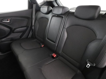 Hyundai ix35 SUV Facelifting 1.6 GDI 135KM 2014 Hyundai ix35 niski przebieg półskóra PDC grzane, zdjęcie 16