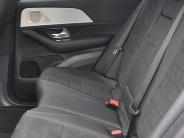 Mercedes GLE V167 SUV Facelifting 2.0 300d 269KM 2025 MERCEDES-BENZ GLE 300 d 4-Matic AMG Line 2.0 (269KM) 2025, zdjęcie 13