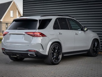 Mercedes GLE V167 SUV Facelifting 2.0 300d 269KM 2025 MERCEDES-BENZ GLE 300 d 4-Matic AMG Line 2.0 (269KM) 2025, zdjęcie 5