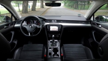 Volkswagen Passat B8 Variant 2.0 TDI 150KM 2015 .. 3 strefowy klimatronik .. Lampy Full Led .. Grzane Fotele PRZÓD i Tył, zdjęcie 11