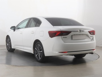 Toyota Avensis III Sedan Facelifting 2015 2.0 D-4D 143KM 2015 Toyota Avensis 2.0 D-4D, Salon Polska, Serwis ASO, zdjęcie 3