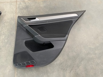 VW GOLF VII HB BOCZKI KOMPLET