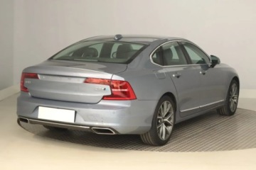Volvo S90 II Sedan 2.0 D5 235KM 2017 Volvo S90 D5 AWD, Salon Polska, 231 KM, 4X4, zdjęcie 4