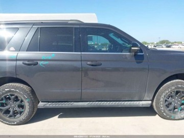 Ford Expedition III 2023 Ford Expedition Timberline 2023 3.5l 3.5 Benzyna 440KM, zdjęcie 6