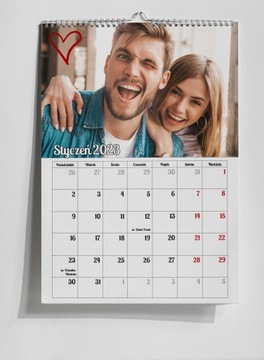 FOTO-KALENDARZ A4–13 Kart z Twoimi Zdjęciami na Papierze Fotograficznym