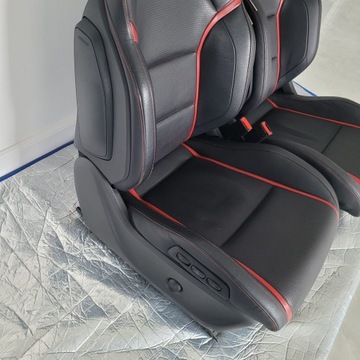 SEDADLA MERCEDES AMG A45 CLA GLA RECARO KŮŽE EVROPA