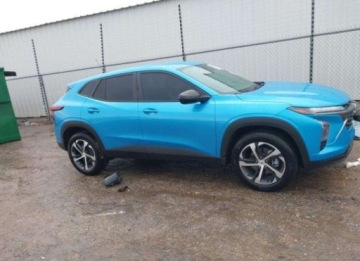 Chevrolet Trax 2025 Chevrolet Trax 2025, 1.2L, 1RS, po gradobiciu 1.2 Benzyna 137KM, zdjęcie 3