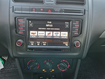 Volkswagen Polo V Hatchback 3d Facelifting 1.4 TDI 75KM 2015 Volkswagen Polo Serwisowane w ASO. Duża, zdjęcie 27