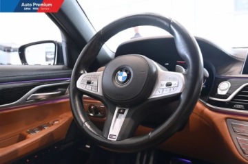BMW Seria 7 G11-G12 Sedan Facelifting 3.0 750d 400KM 2020 BMW Seria 7 750d xDriveFV23Pakiet sportowy MSterowanie GestamiBMW Laserlig, zdjęcie 16