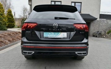 Volkswagen Tiguan II SUV Facelifting 2.0 TDI 200KM 2022 Volkswagen Tiguan 2,0 TDI 200 KM 4x4 R-LINE HEDA UP MATRIX Kamera 360 Nawi, zdjęcie 4