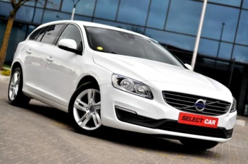 Volvo V60 I Kombi Facelifting 2.0 D2 DRIVE-E 120KM 2017 Volvo V60 LiFT Biała Perła 2,0 Diesel Ledy Navi, zdjęcie 2