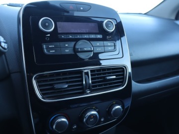 Renault Clio IV Hatchback 5d ENERGY dCi 90KM 2016 Renault Clio 1.5 dCi, Salon Polska, Klima, zdjęcie 11