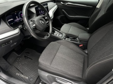 Skoda Octavia IV Liftback 1.5 TSI EVO 150KM 2022 Skoda Octavia 1.5TSI 150KM Style DSG l LED Matrix,, zdjęcie 10