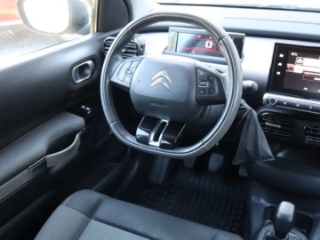 Citroen C4 Cactus Crossover 1.2 PureTech 82KM 2017 Citroen C4 Cactus 1.2 PureTech, Salon Polska, zdjęcie 6