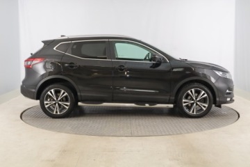 Nissan Qashqai II Crossover Facelifting 1.3 DIG-T  160KM 2019 Nissan Qashqai 1.3 DIG-T, Salon Polska, zdjęcie 5