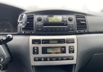 Toyota Corolla IX (E12) Sedan 1.4 D-4D 90KM 2006 Toyota Corolla 1.4 D-4D 90 KM Serwisowany w ASO Toyota 1.4 Diesel 90KM, zdjęcie 12