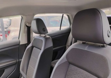 Volkswagen T-Cross SUV 1.0 TSI 110KM 2022 Volkswagen T-Cross I rej 03.2023r, 1.0 TSI. Uszkodzony lewy bok. Poobijany, zdjęcie 8