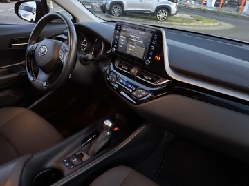 Toyota C-HR I Crossover Facelifting 1.8 Hybrid 122KM 2023 Toyota C-HR 1.8 Hybrid GPF Comfort 1.8 Hybrid GPF, zdjęcie 20