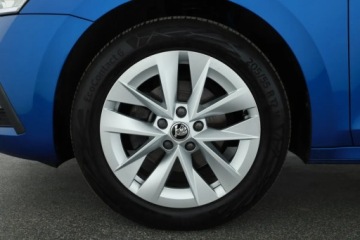Skoda Octavia IV Kombi 2.0 TDI 115KM 2023 Skoda Octavia 2.0 TDI, Salon Polska, zdjęcie 11