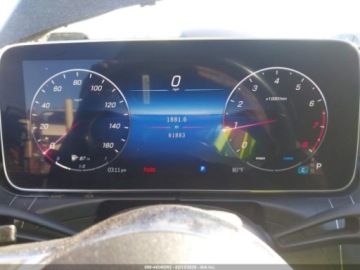 Mercedes Klasa C W206 2024 Mercedes-Benz Klasa C C 300 SEDAN, 2023r., 2.0L 2.0 Hybryda 255KM, zdjęcie 10