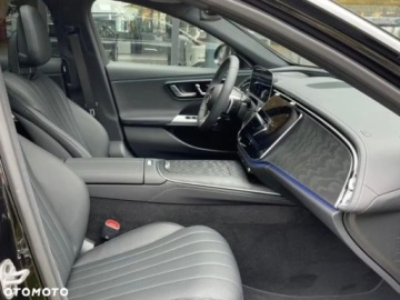 Mercedes Klasa E W214 Sedan 2.0 220d 197KM 2025 Mercedes-Benz Klasa E Mercedes-Benz Klasa E 220 d 9G-TRONIC Edition AMG Li, zdjęcie 7